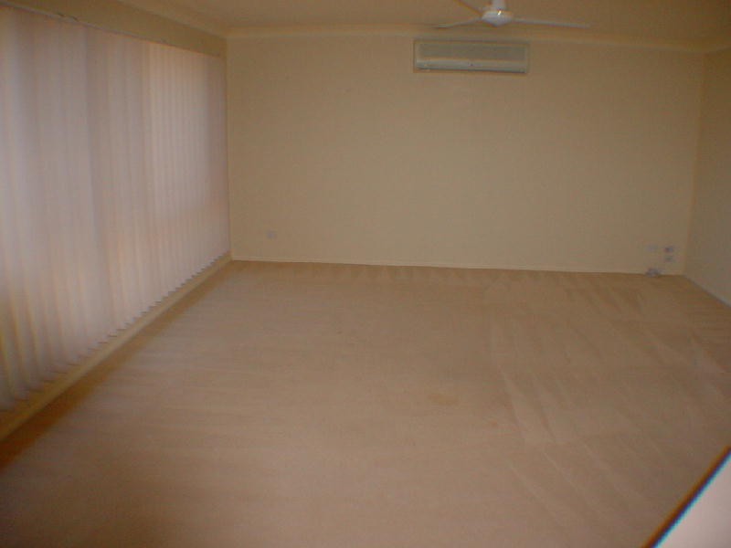 14 Headsail Drive, Banksia Beach QLD 4507