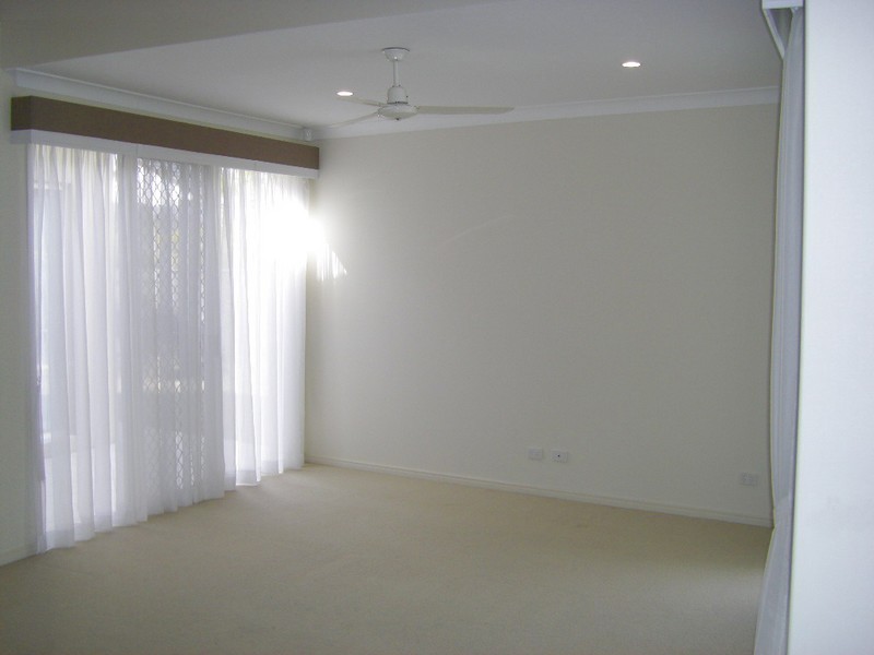 26 Marina Boulevarde, Banksia Beach QLD 4507