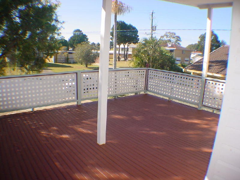 25 Palm Avenue, Bongaree QLD 4507