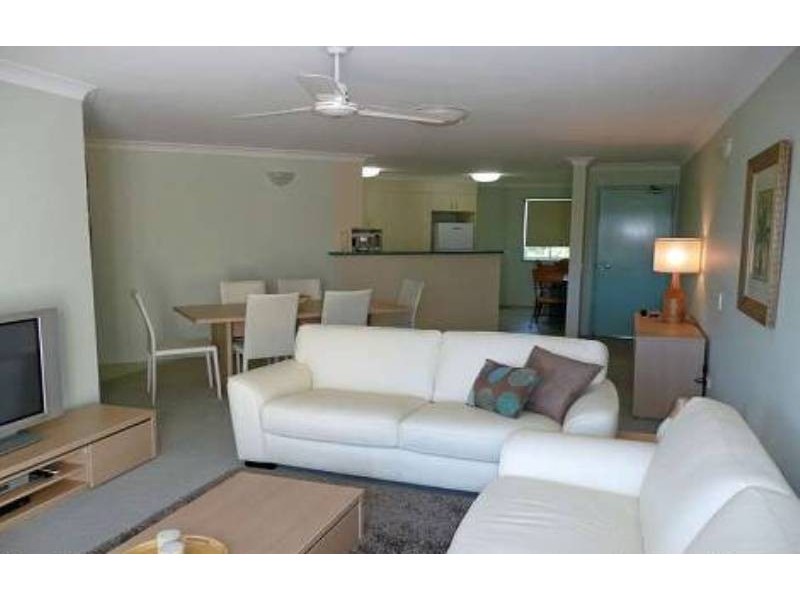 11-1 Links Court, Woorim QLD 4507