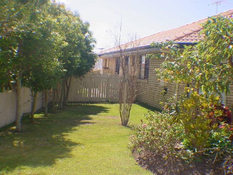 26 Seaforth Street, Sandstone Point QLD 4511