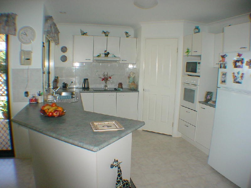 26 Seaforth Street, Sandstone Point QLD 4511