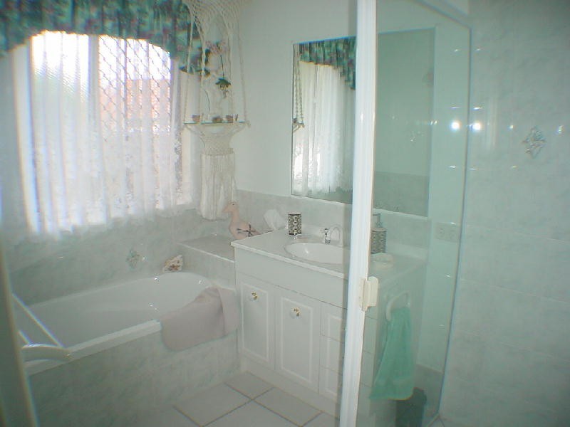 26 Seaforth Street, Sandstone Point QLD 4511