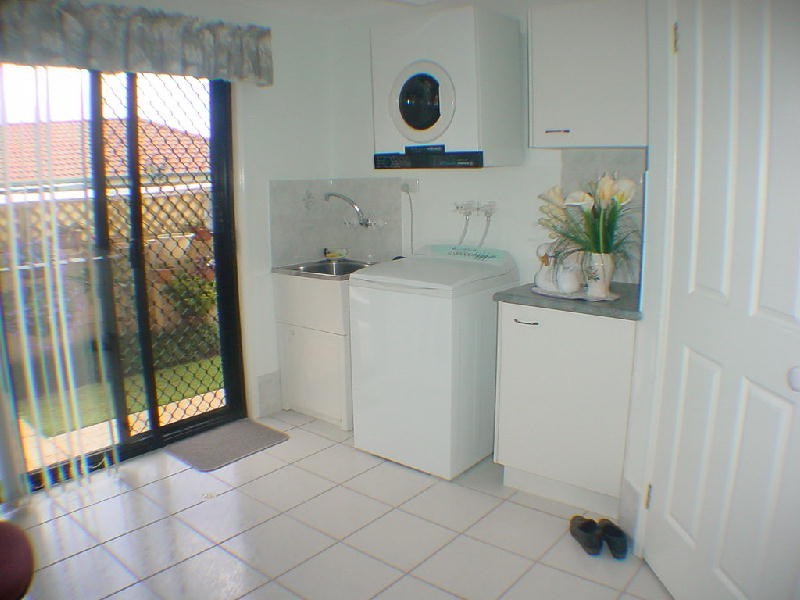 26 Seaforth Street, Sandstone Point QLD 4511