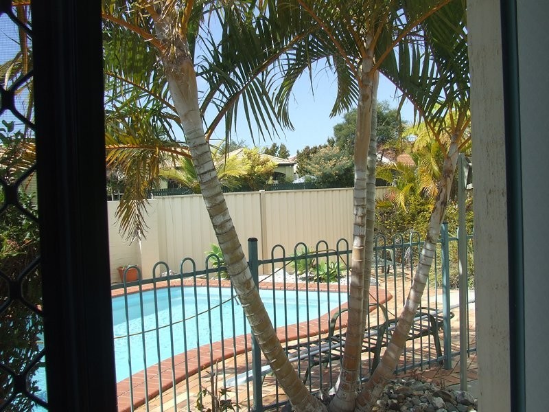 212 Endeavour Drive, Banksia Beach QLD 4507