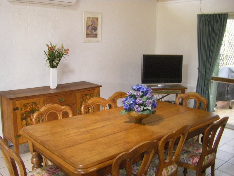 28 Spowers Street, Bongaree QLD 4507