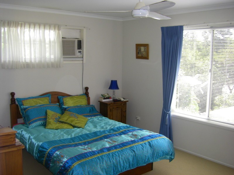 28 Spowers Street, Bongaree QLD 4507