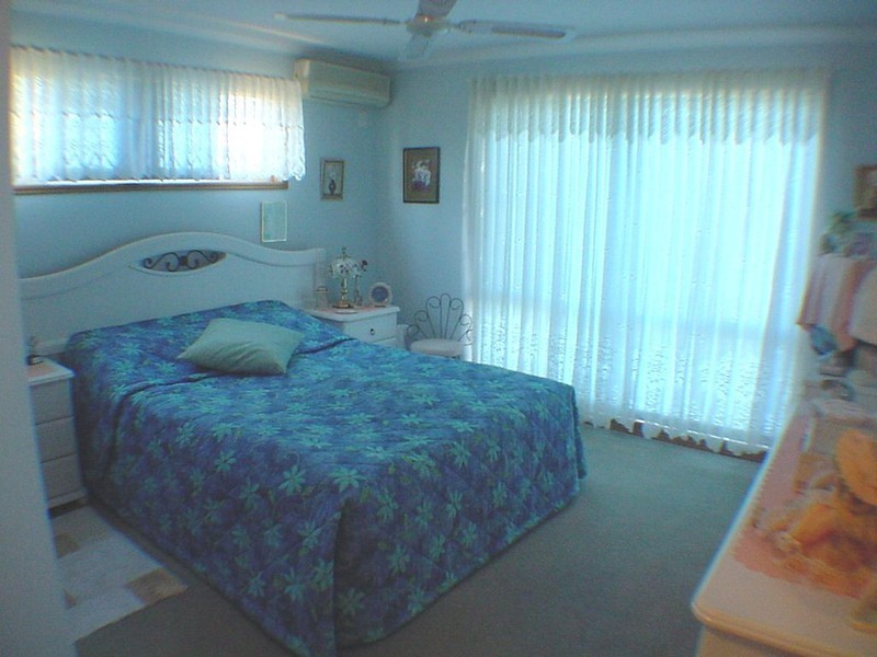 7 Tasman Court, Banksia Beach QLD 4507