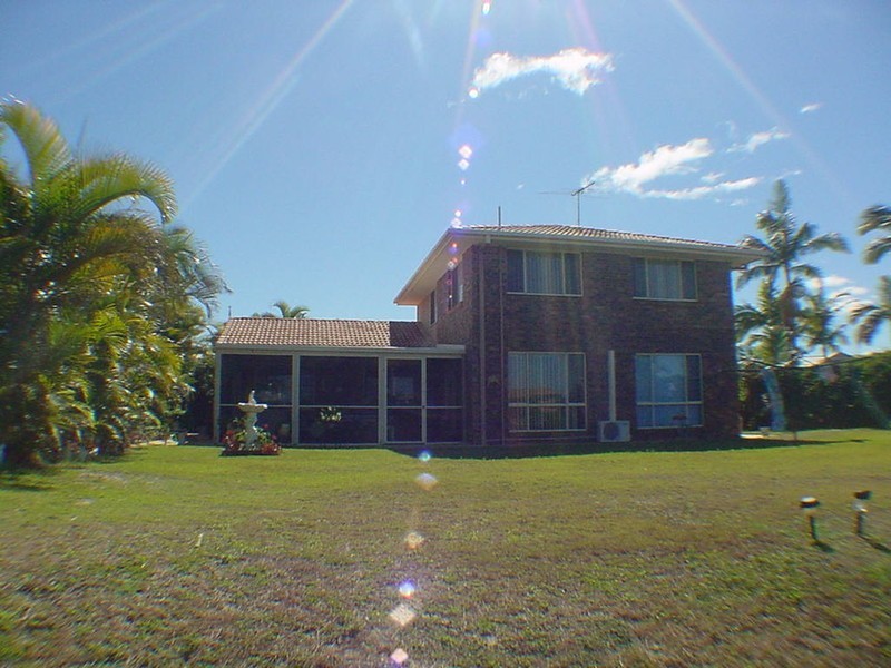 7 Tasman Court, Banksia Beach QLD 4507