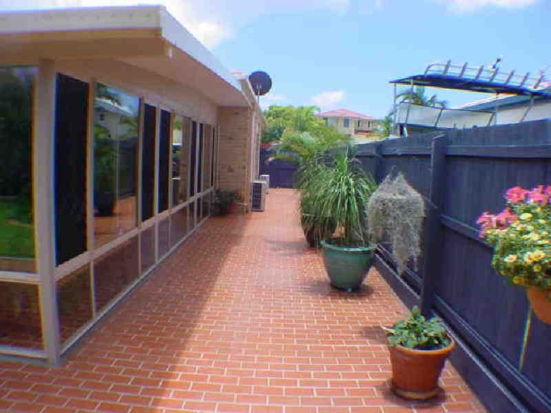 218 Endeavour Drive, Banksia Beach QLD 4507