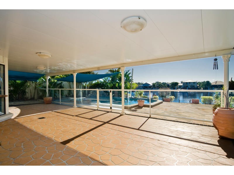 107 Voyagers Drive, Banksia Beach QLD 4507