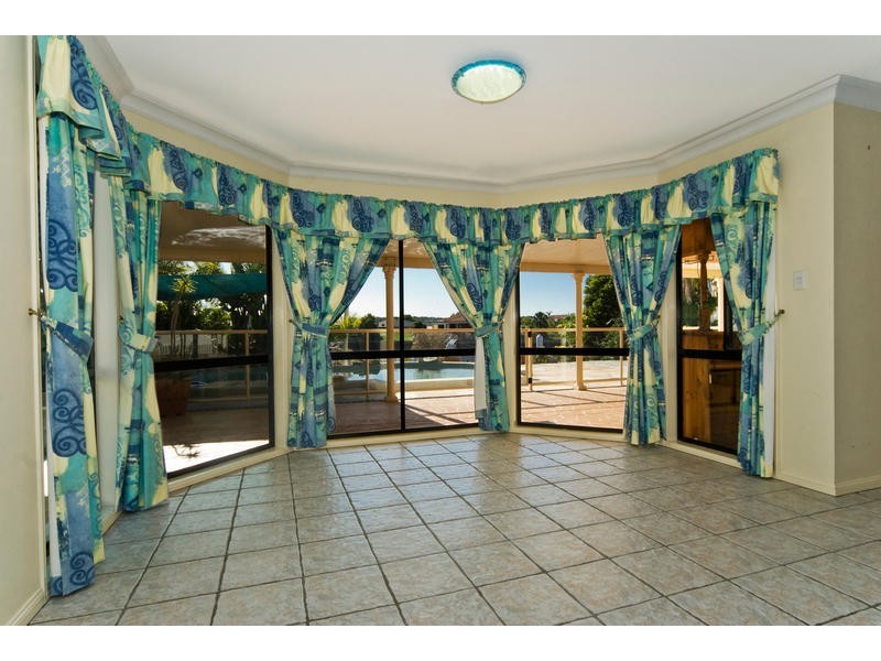 107 Voyagers Drive, Banksia Beach QLD 4507