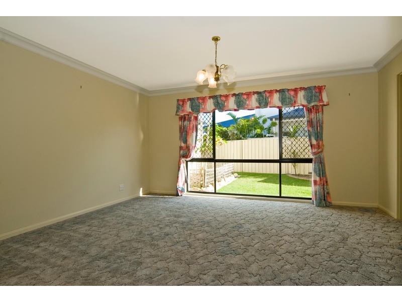 107 Voyagers Drive, Banksia Beach QLD 4507