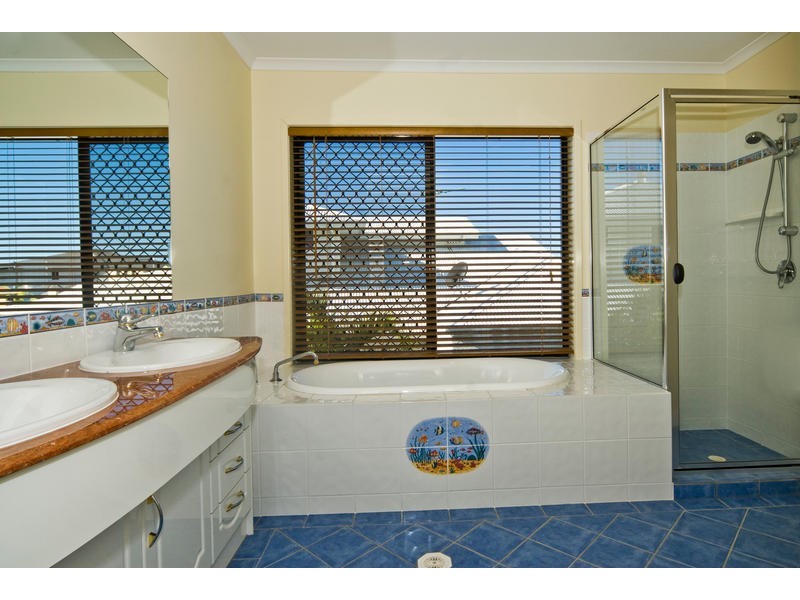 107 Voyagers Drive, Banksia Beach QLD 4507