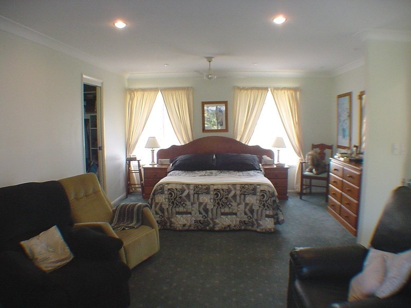 2 Dugong Crescent, Banksia Beach QLD 4507