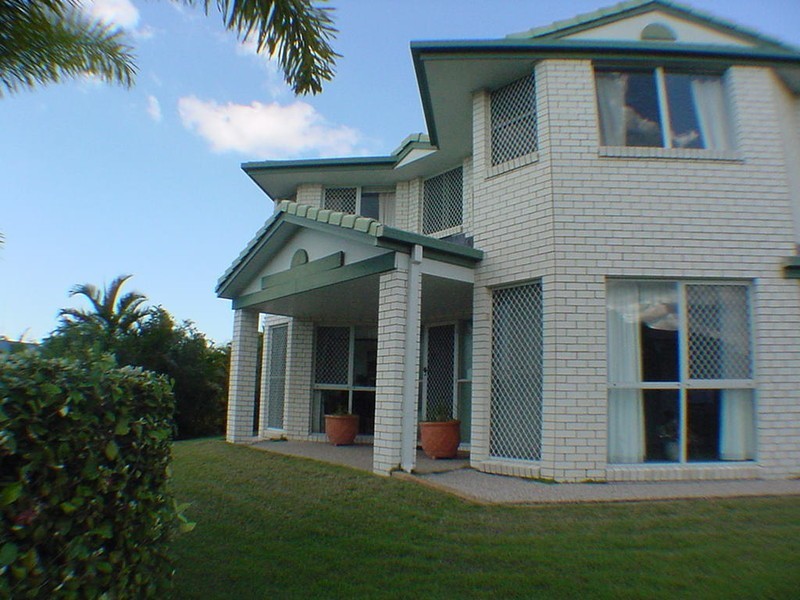 2 Dugong Crescent, Banksia Beach QLD 4507