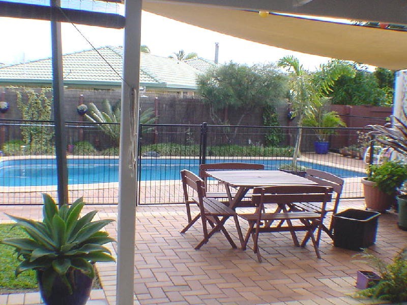 3 Perch Circuit, Sandstone Point QLD 4511
