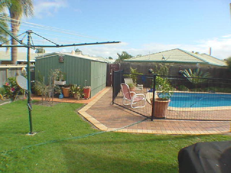 3 Perch Circuit, Sandstone Point QLD 4511
