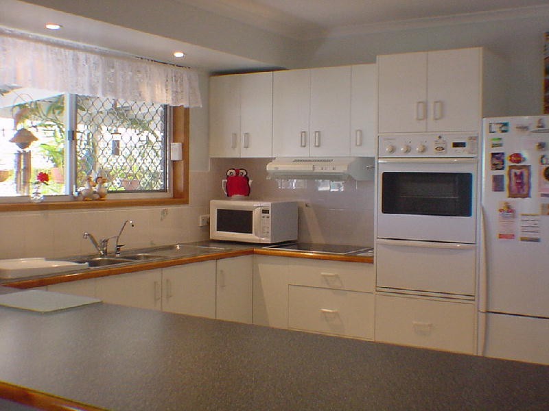 3 Perch Circuit, Sandstone Point QLD 4511