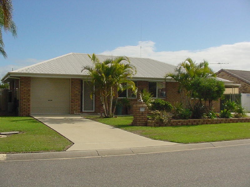 3 Perch Circuit, Sandstone Point QLD 4511