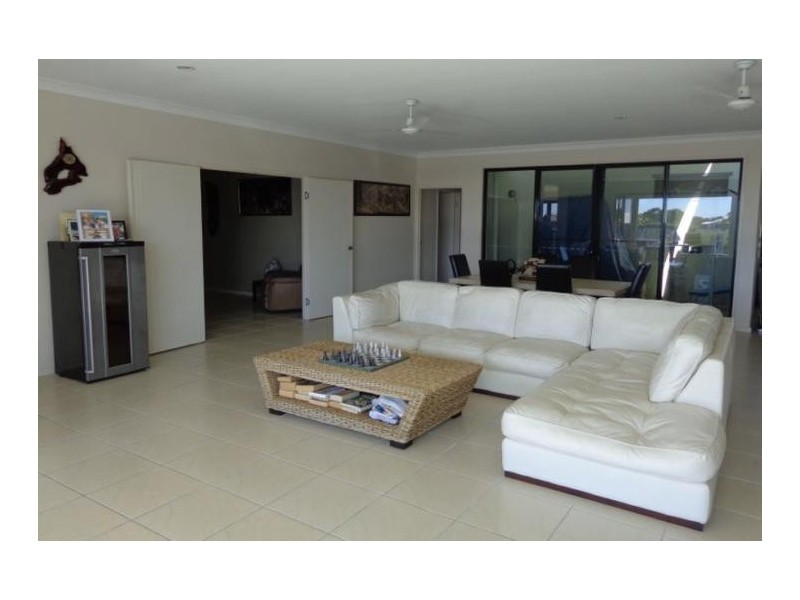 105 Marina Boulevard, Banksia Beach QLD 4507