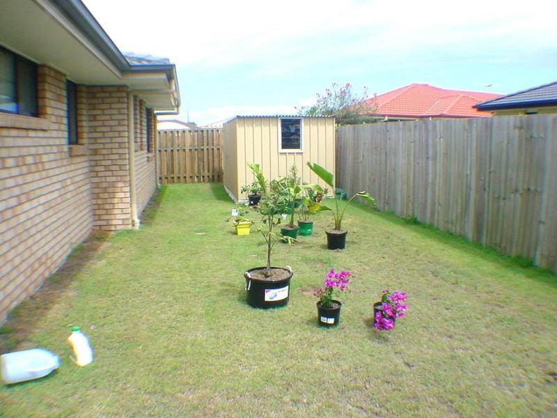 36 Eimeo Place, Sandstone Point QLD 4511