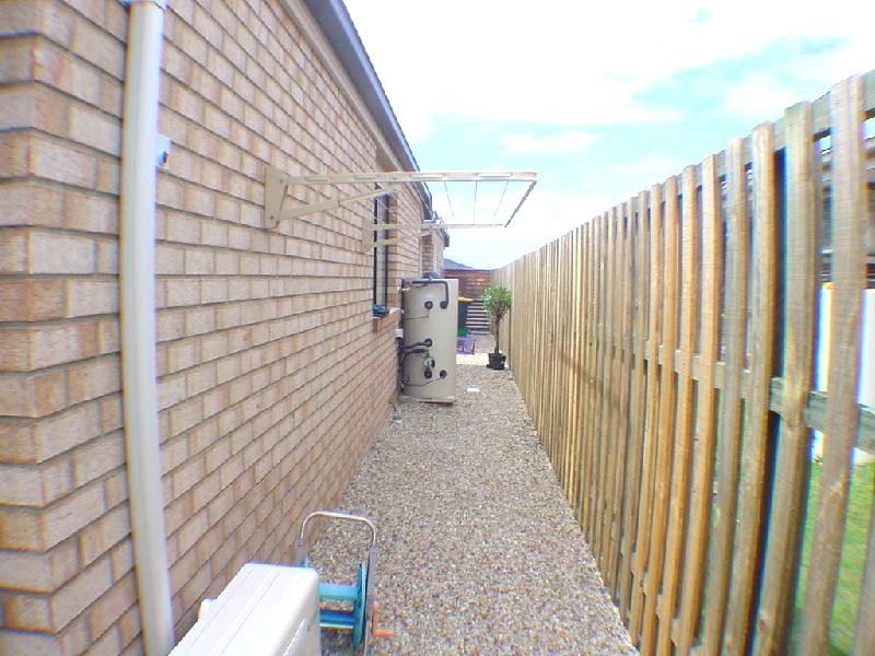 36 Eimeo Place, Sandstone Point QLD 4511