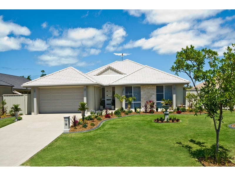 3 Broadbill Street, Banksia Beach QLD 4507
