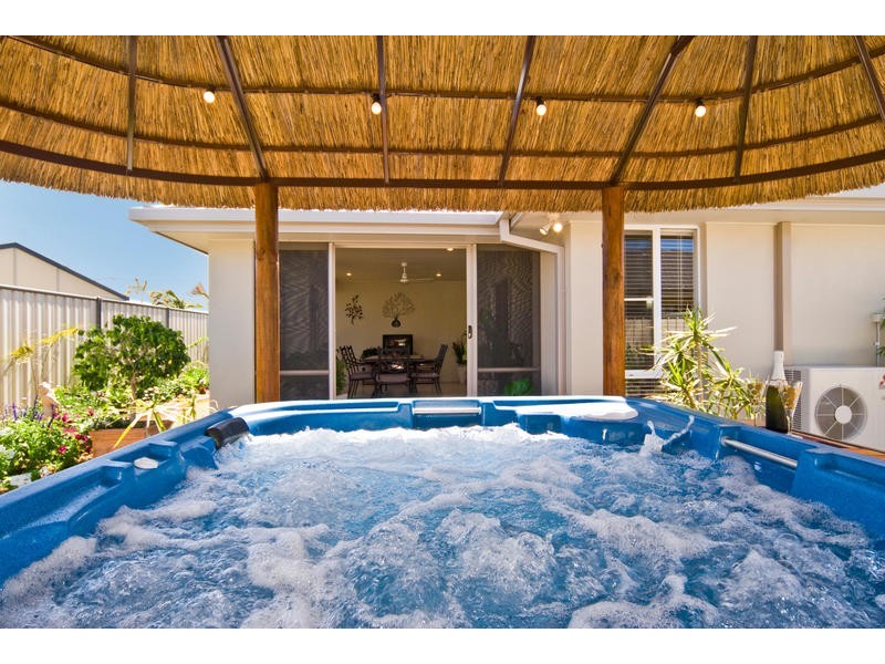 3 Broadbill Street, Banksia Beach QLD 4507
