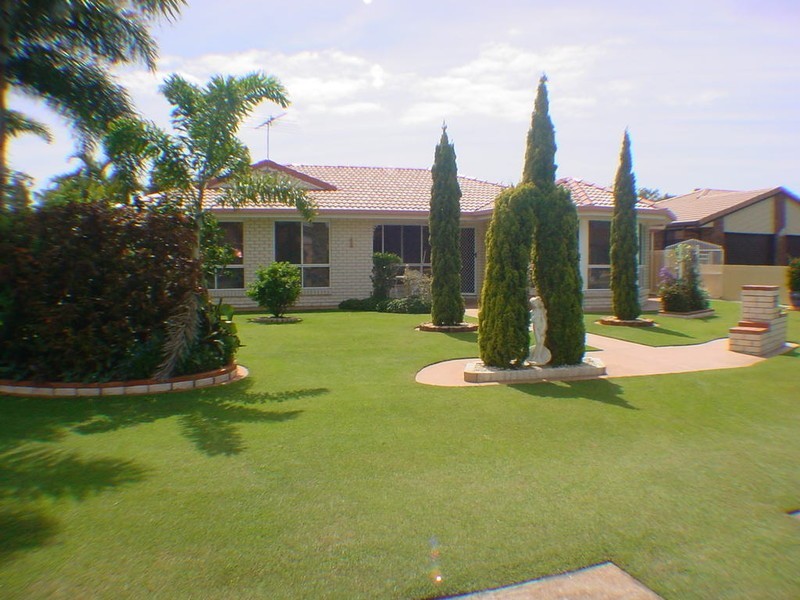 1 Weddell Court, Bongaree QLD 4507