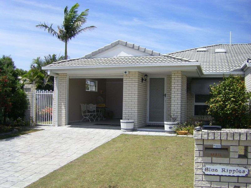 1-7 Bass Court, Banksia Beach QLD 4507