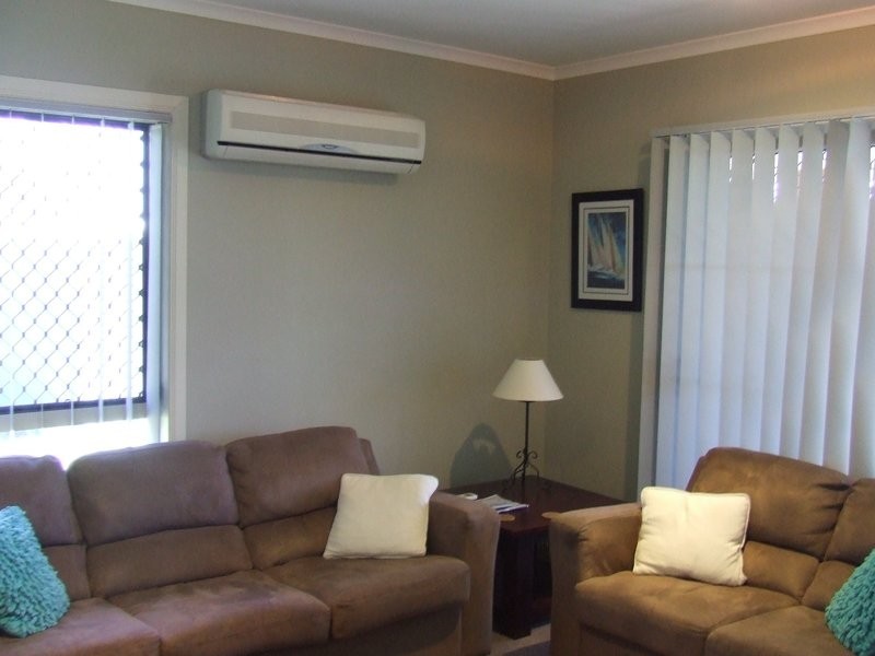 16 Scarborough Court, Sandstone Point QLD 4511