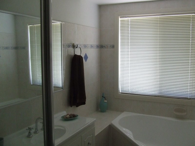 16 Scarborough Court, Sandstone Point QLD 4511