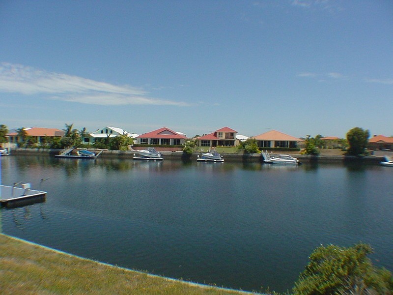 10 Quarterdeck Drive, Banksia Beach QLD 4507