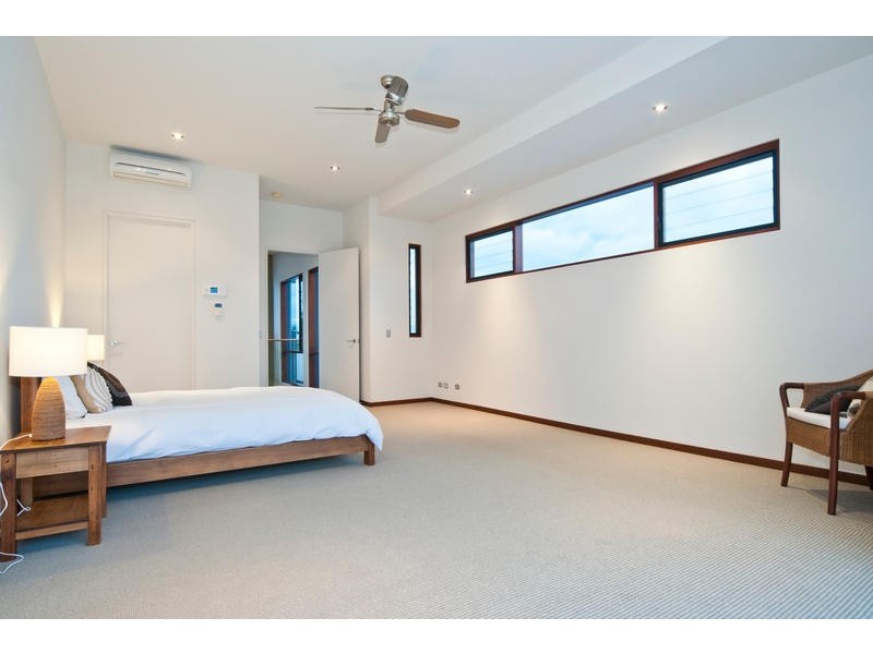 44 North Point, Banksia Beach QLD 4507