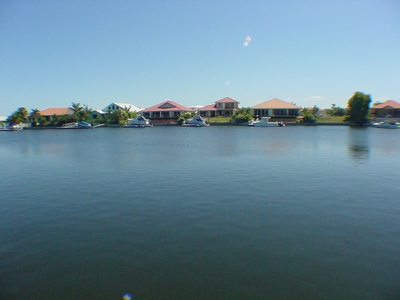 8 Quarterdeck Drive, Banksia Beach QLD 4507