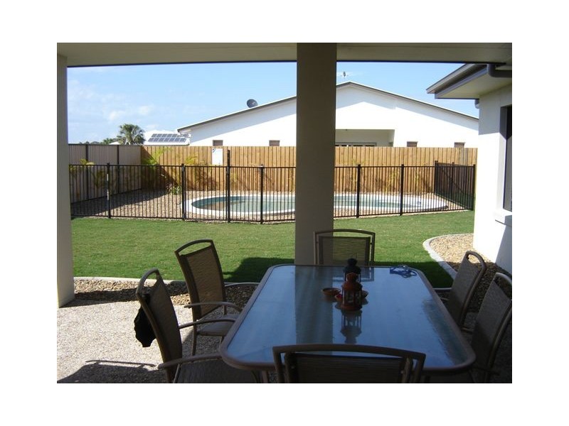 3 Seaeagle Place, Banksia Beach QLD 4507