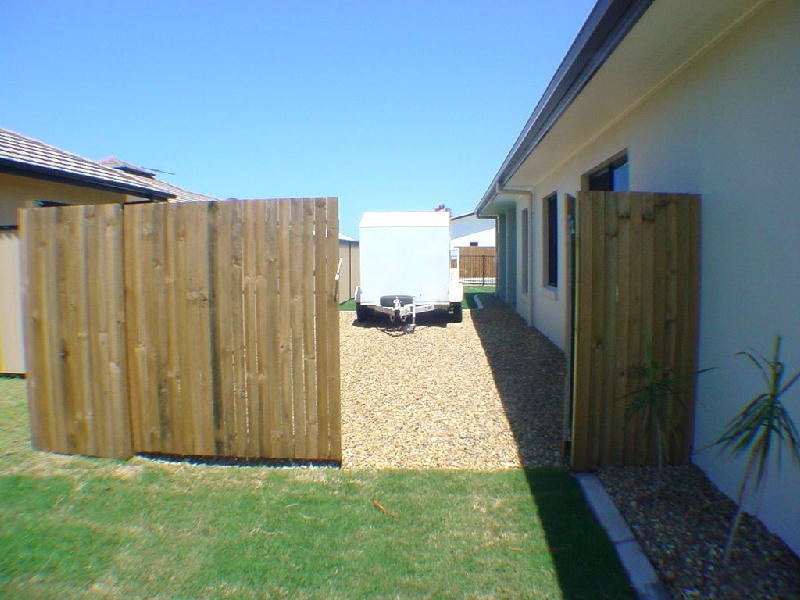 3 Seaeagle Place, Banksia Beach QLD 4507