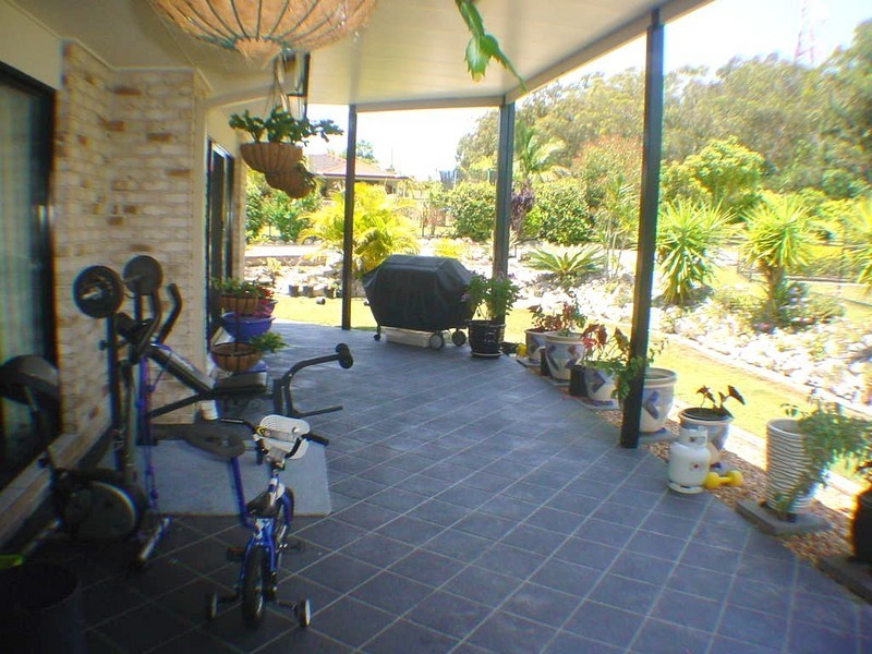 64 Wrenaus Way, Ningi QLD 4511