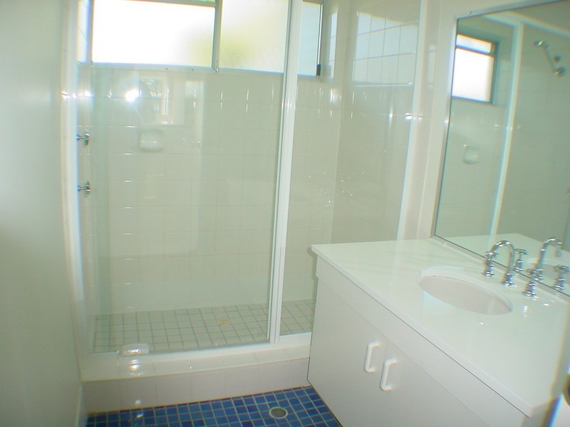 22B Spinnaker Drive, Sandstone Point QLD 4511