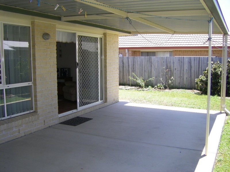 5 Clovelly Place, Sandstone Point QLD 4511