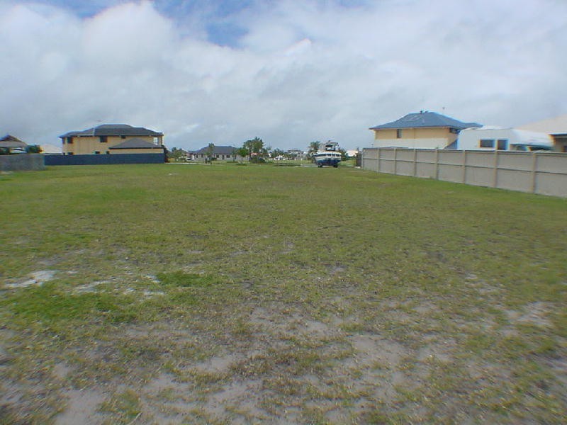 35 Raptor Parade, Banksia Beach QLD 4507