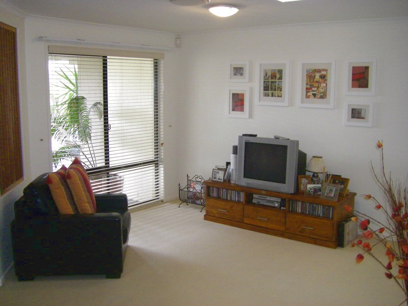 22 Voyagers Drive, Banksia Beach QLD 4507