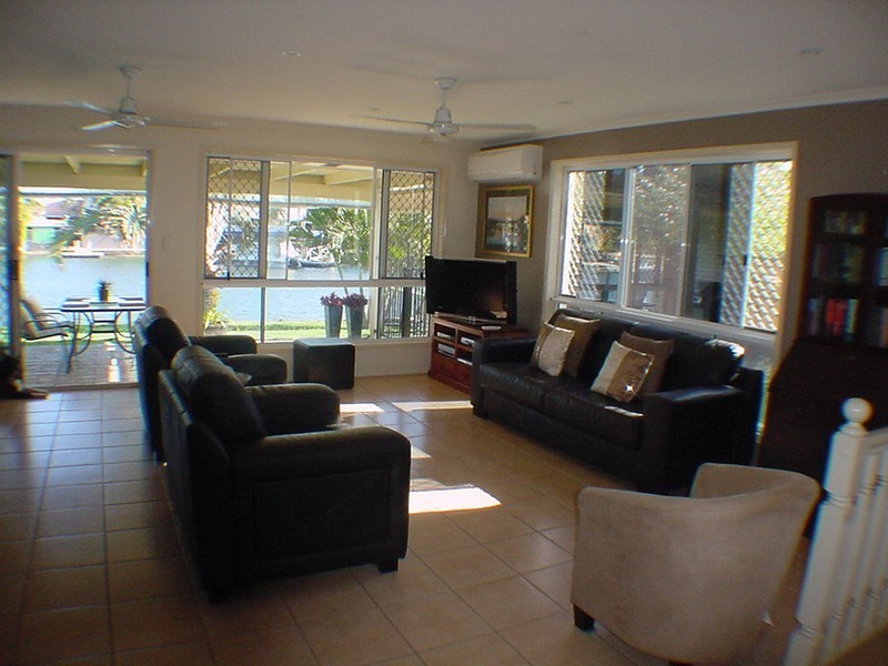 1-16 Jacaranda Drive, Bongaree QLD 4507