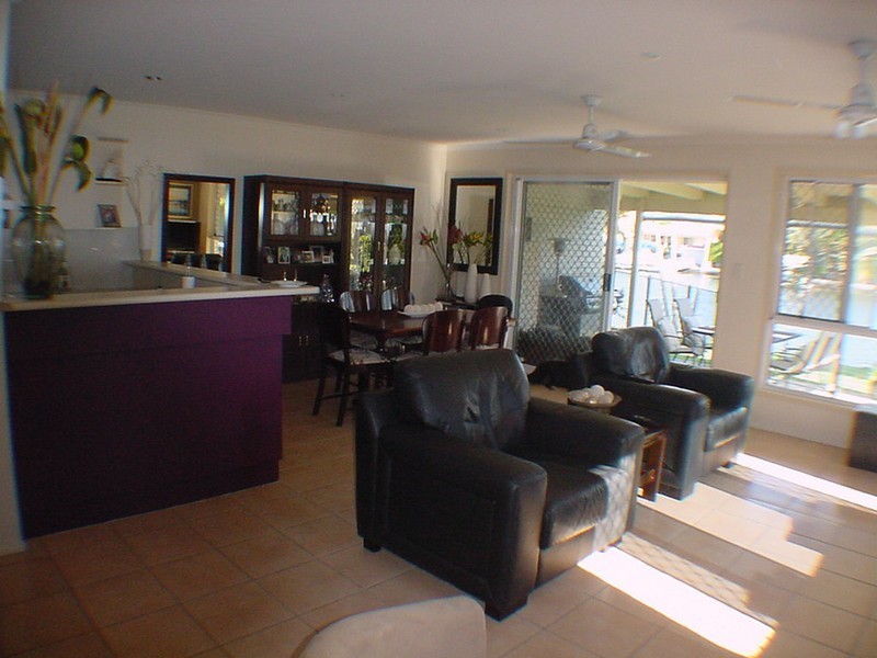 1-16 Jacaranda Drive, Bongaree QLD 4507