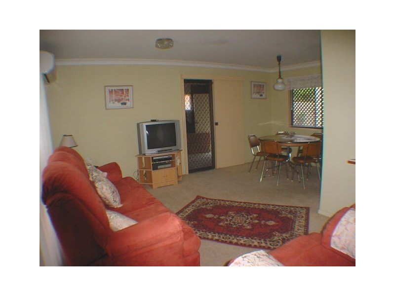 18 Yorkshire Drive, Banksia Beach QLD 4507