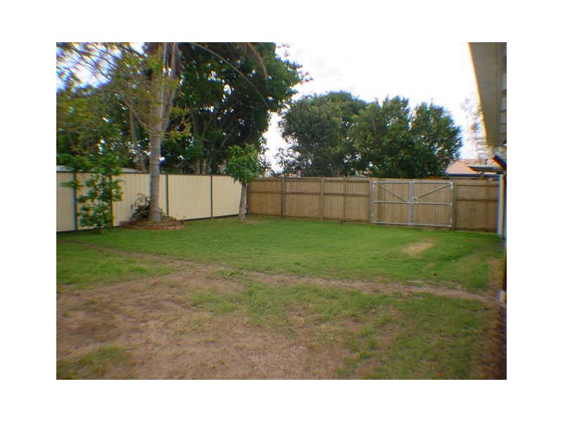 18 Yorkshire Drive, Banksia Beach QLD 4507