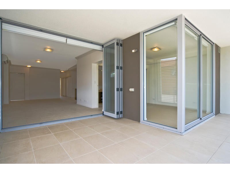 2/74 Boyd Street, Woorim QLD 4507