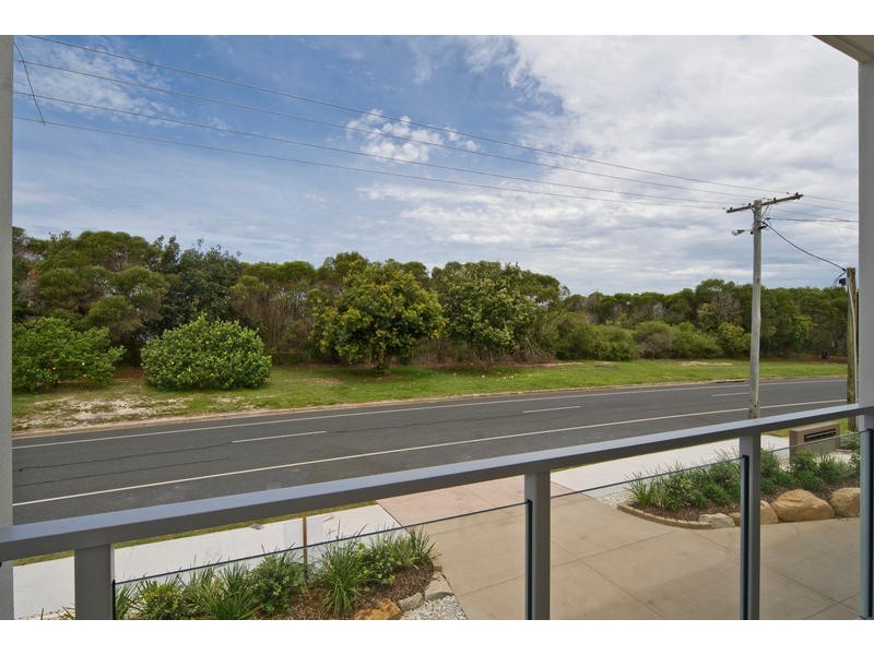 2/74 Boyd Street, Woorim QLD 4507