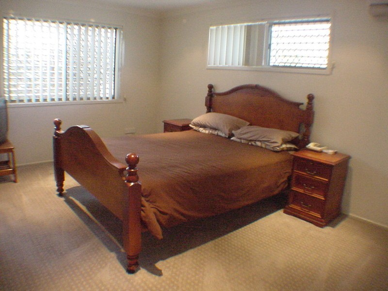 12 Endeavour Drive, Banksia Beach QLD 4507